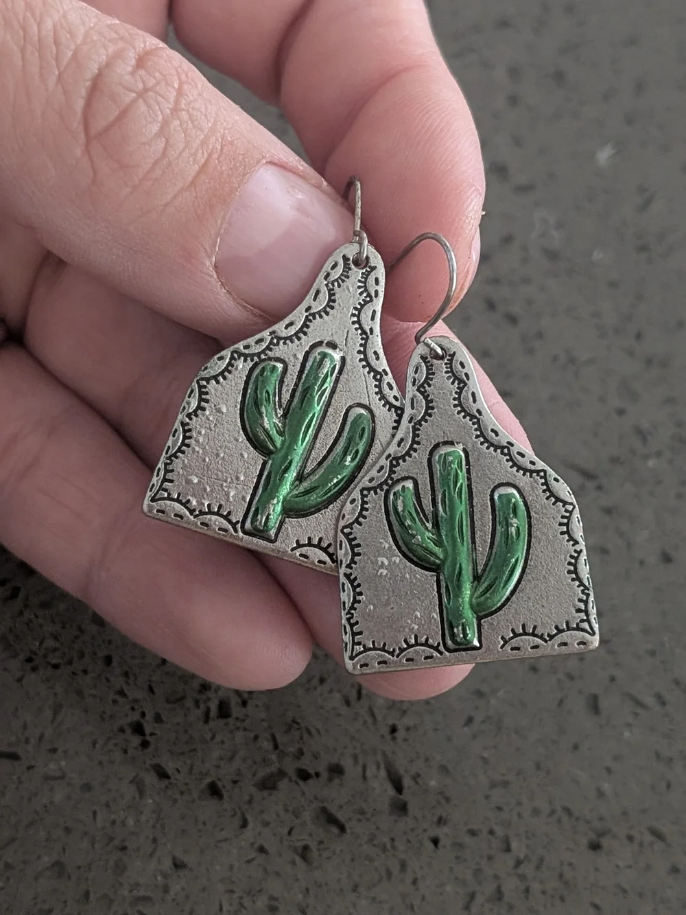 Fashion Jewelry Green Cactus Southwestern Drop Earrings